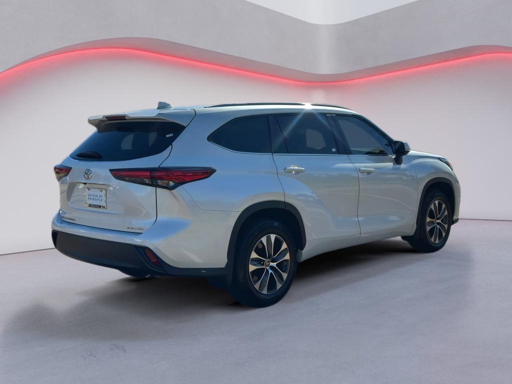 used 2023 Toyota Highlander car, priced at $36,890