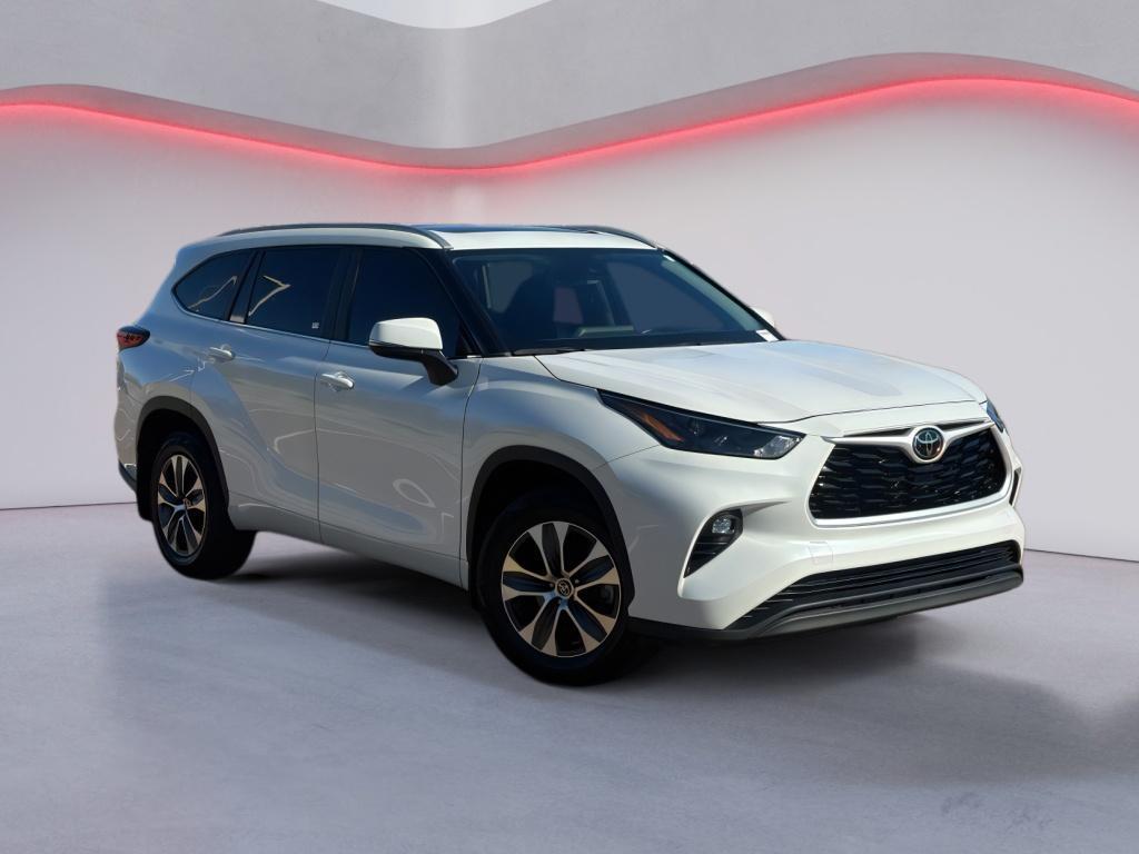 used 2023 Toyota Highlander car, priced at $36,890