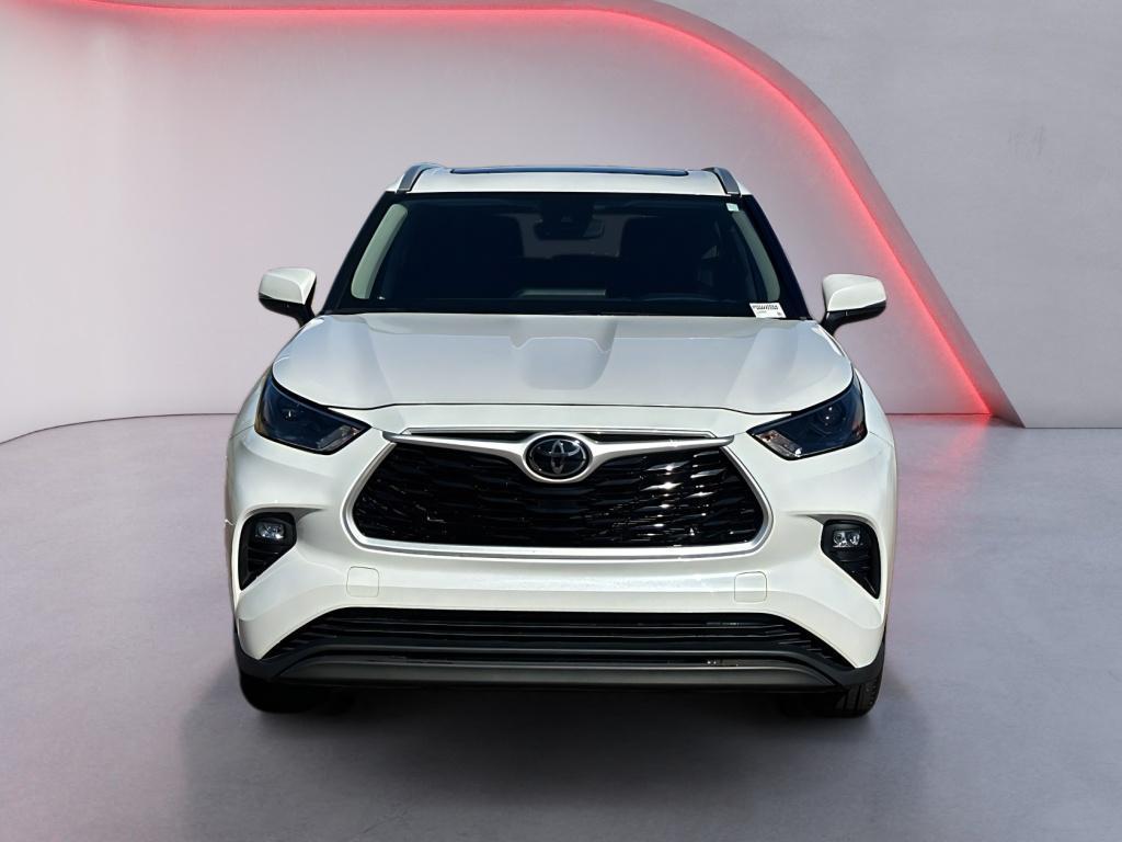 used 2023 Toyota Highlander car, priced at $36,890