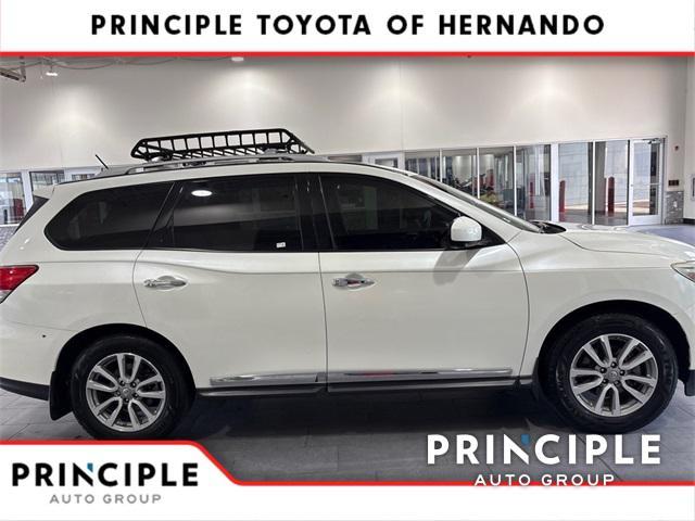 used 2015 Nissan Pathfinder car, priced at $11,000