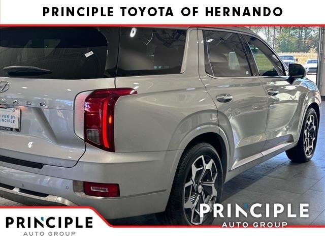 used 2022 Hyundai Palisade car, priced at $35,000