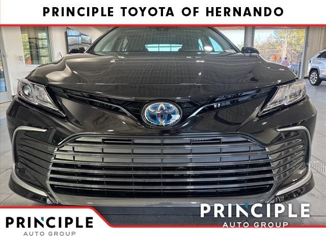 used 2023 Toyota Camry Hybrid car, priced at $29,000