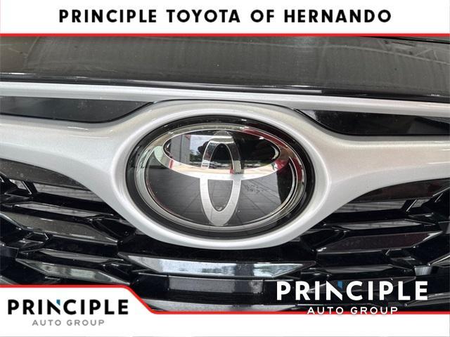 used 2024 Toyota Highlander car, priced at $42,999