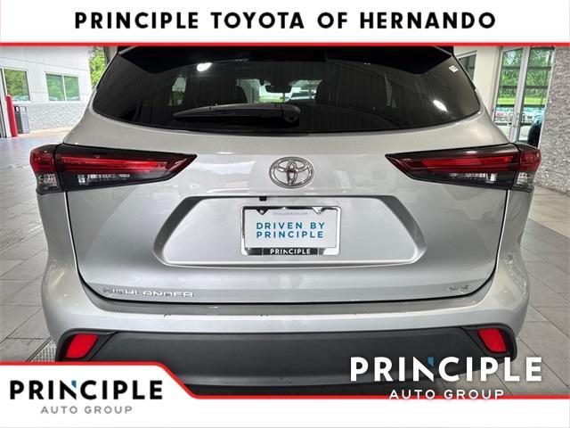 used 2024 Toyota Highlander car, priced at $40,910