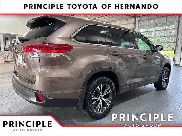 used 2017 Toyota Highlander car, priced at $19,300