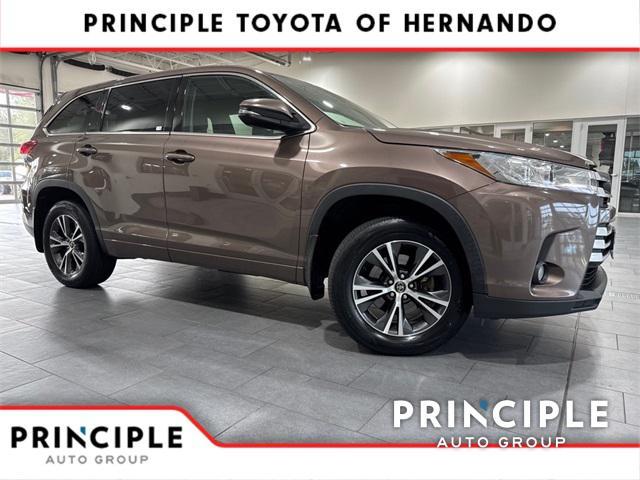 used 2017 Toyota Highlander car, priced at $19,300