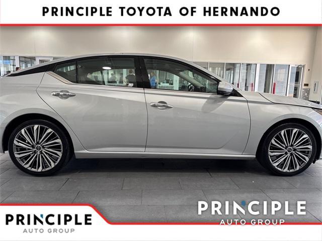 used 2023 Nissan Altima car, priced at $24,517