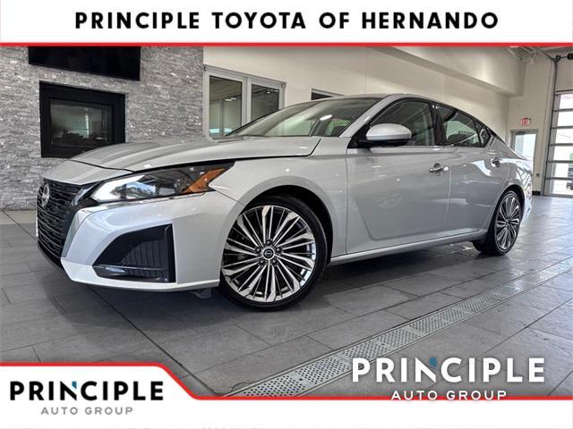 used 2023 Nissan Altima car, priced at $24,517