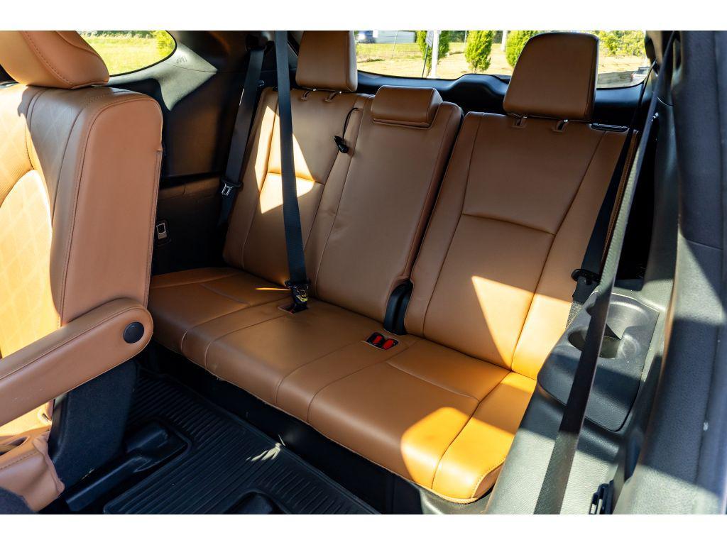 used 2020 Toyota Highlander car, priced at $28,489