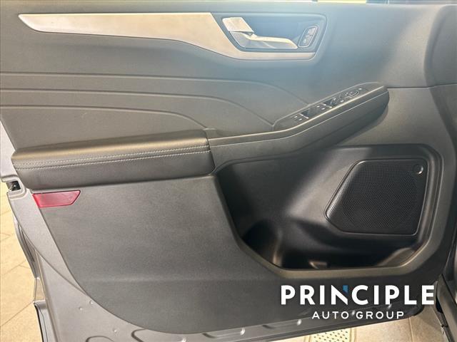 used 2022 Ford Escape car, priced at $26,500
