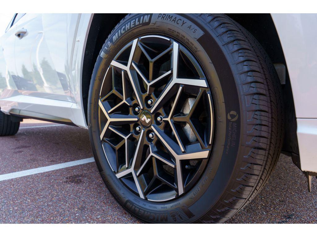 used 2024 Hyundai TUCSON Hybrid car, priced at $28,492