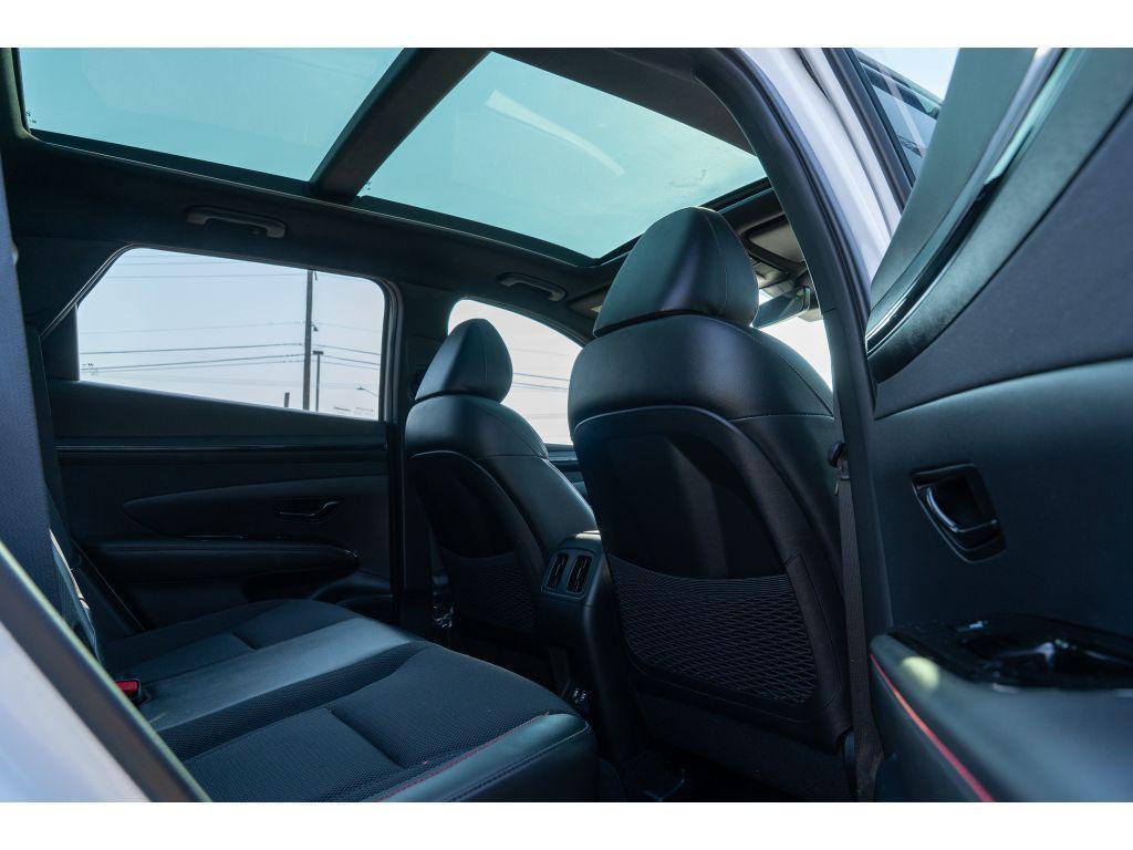 used 2024 Hyundai TUCSON Hybrid car, priced at $28,492