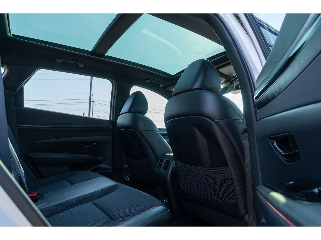 used 2024 Hyundai TUCSON Hybrid car, priced at $28,492
