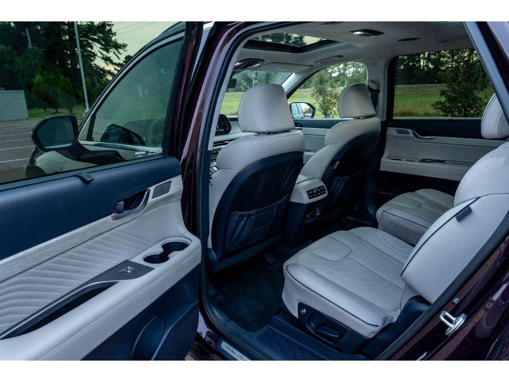 used 2024 Hyundai Palisade car, priced at $38,130