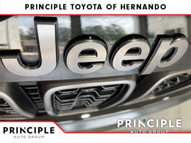 used 2021 Jeep Grand Cherokee car, priced at $29,458