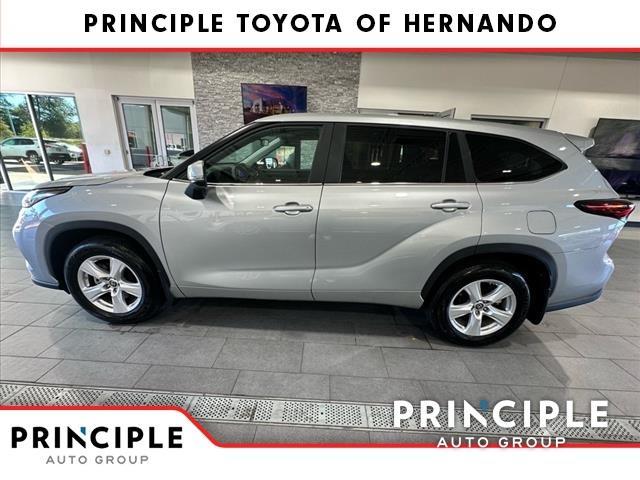 used 2024 Toyota Highlander car, priced at $38,000