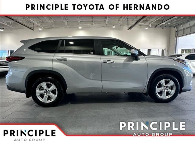 used 2024 Toyota Highlander car, priced at $38,000