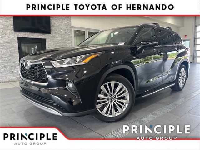 new 2025 Toyota Highlander car, priced at $55,775