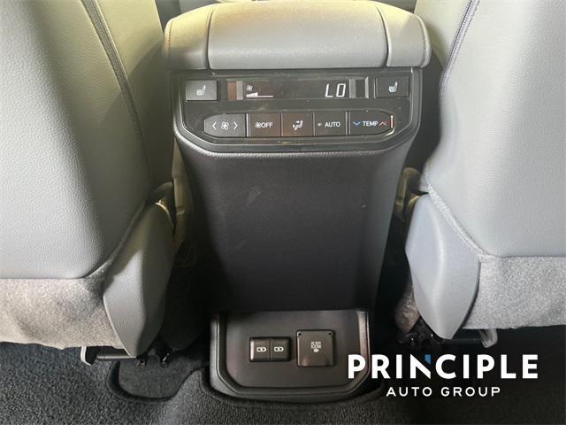 new 2025 Toyota Highlander car, priced at $55,775