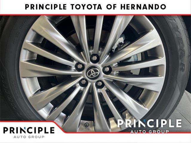 new 2025 Toyota Highlander car, priced at $55,775