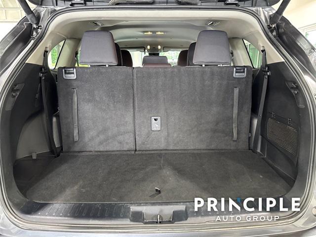 used 2024 Toyota Highlander car, priced at $37,958