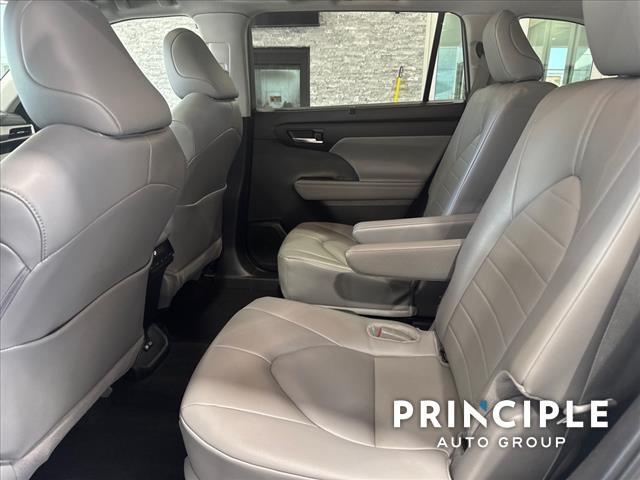 used 2024 Toyota Highlander car, priced at $43,430