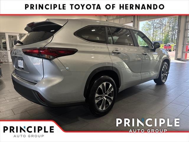 used 2024 Toyota Highlander car, priced at $43,430