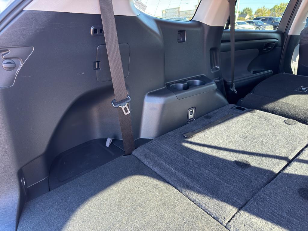 used 2023 Toyota Highlander car, priced at $34,407