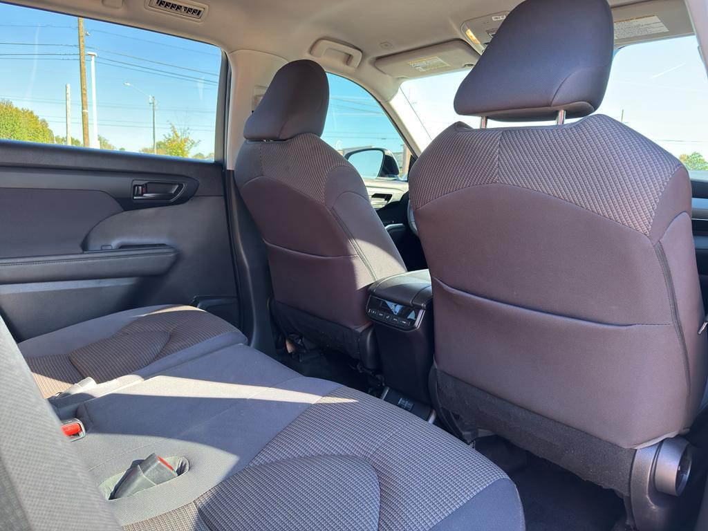 used 2023 Toyota Highlander car, priced at $34,407