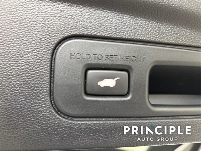 used 2022 Acura MDX car, priced at $40,000