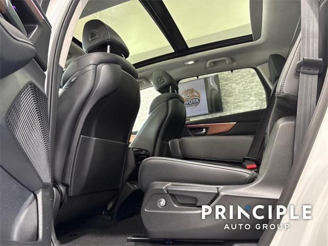 used 2022 Acura MDX car, priced at $40,000