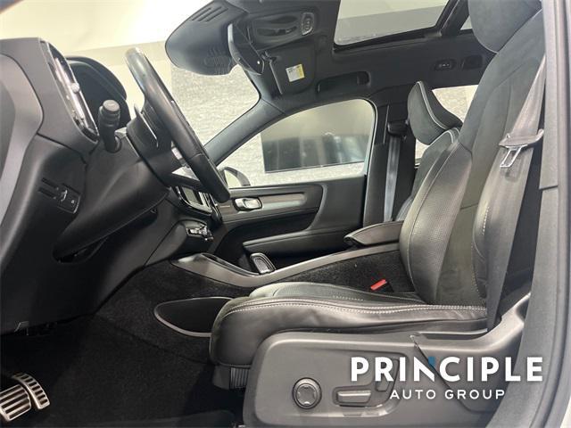 used 2019 Volvo XC40 car, priced at $23,500