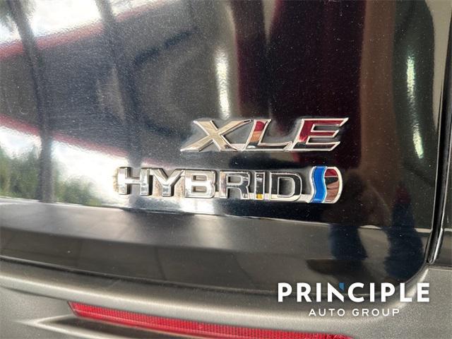 used 2024 Toyota Sienna car, priced at $41,500