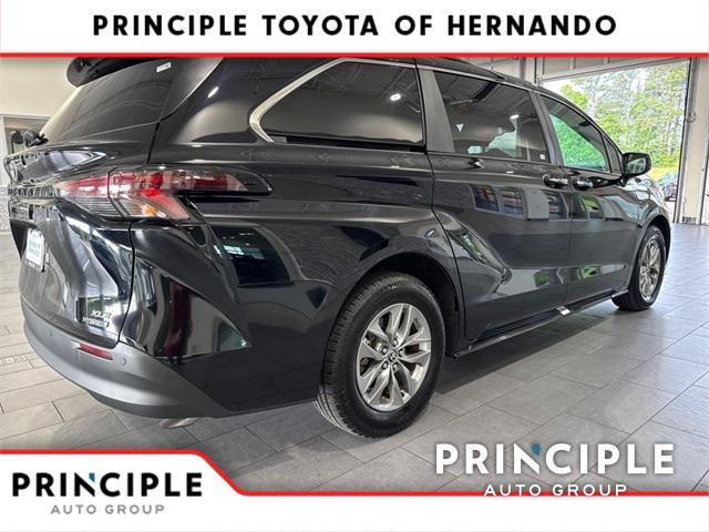 used 2024 Toyota Sienna car, priced at $41,500