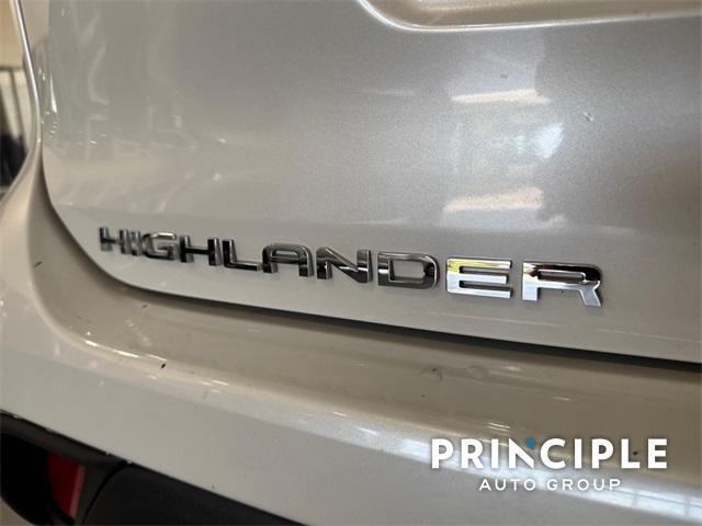 used 2024 Toyota Highlander car, priced at $45,000