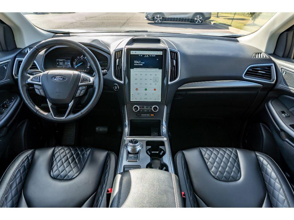 used 2024 Ford Edge car, priced at $25,000