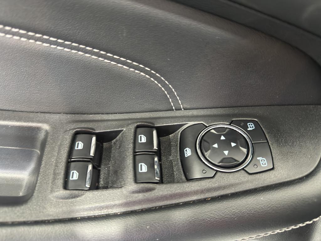 used 2024 Ford Edge car, priced at $27,820