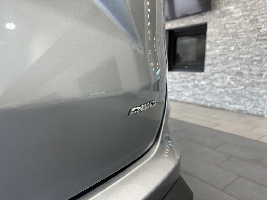 used 2024 Ford Edge car, priced at $27,820