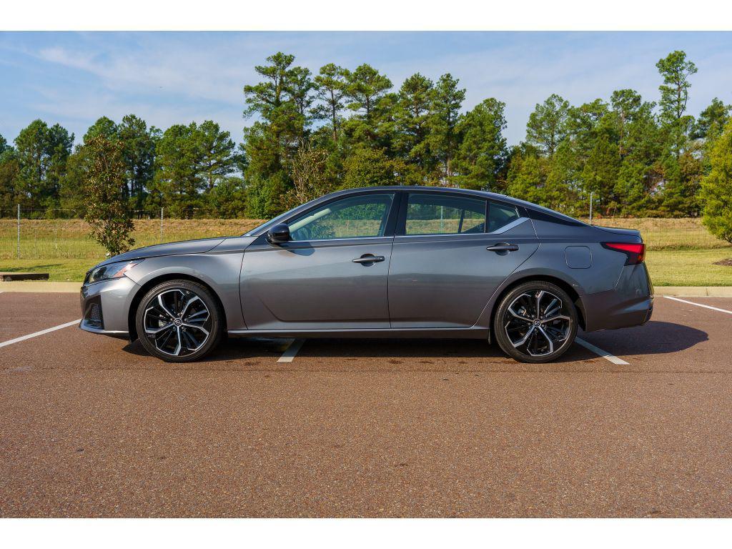 used 2024 Nissan Altima car, priced at $21,000