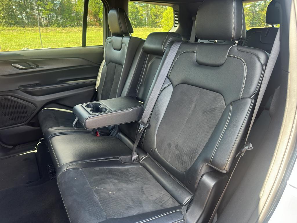 used 2024 Jeep Grand Cherokee L car, priced at $33,266