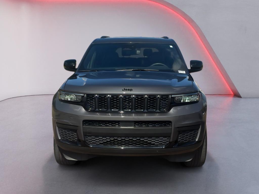 used 2024 Jeep Grand Cherokee L car, priced at $33,266