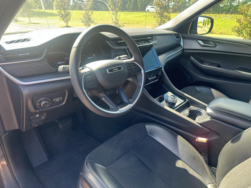 used 2024 Jeep Grand Cherokee L car, priced at $33,266