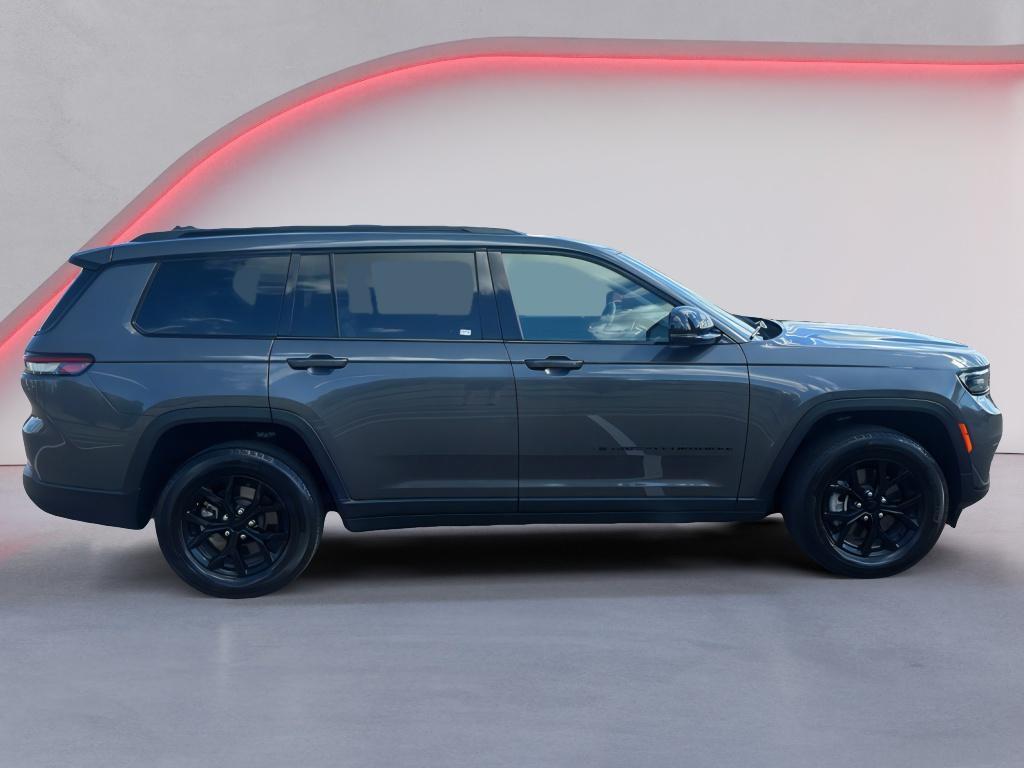 used 2024 Jeep Grand Cherokee L car, priced at $33,266