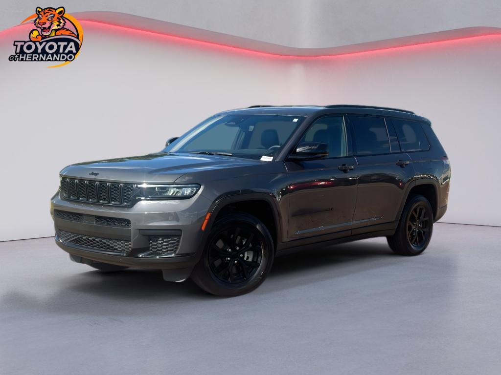 used 2024 Jeep Grand Cherokee L car, priced at $33,266