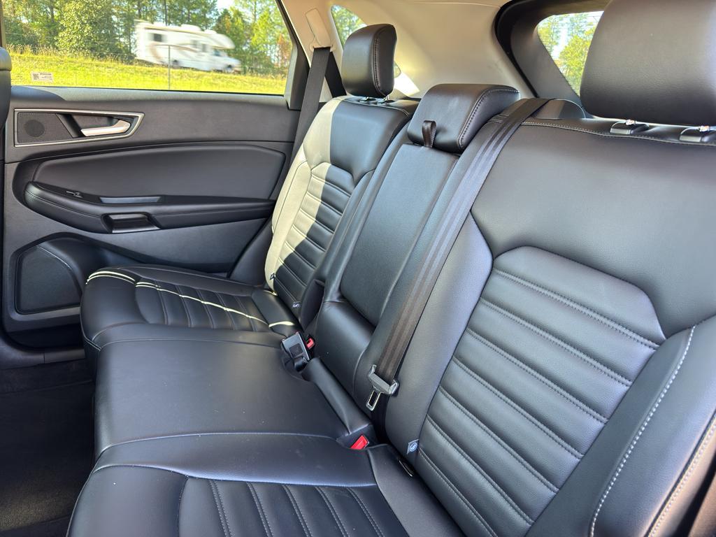 used 2024 Ford Edge car, priced at $24,159