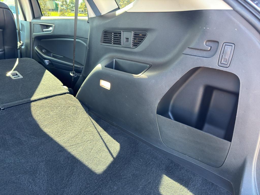 used 2024 Ford Edge car, priced at $24,159