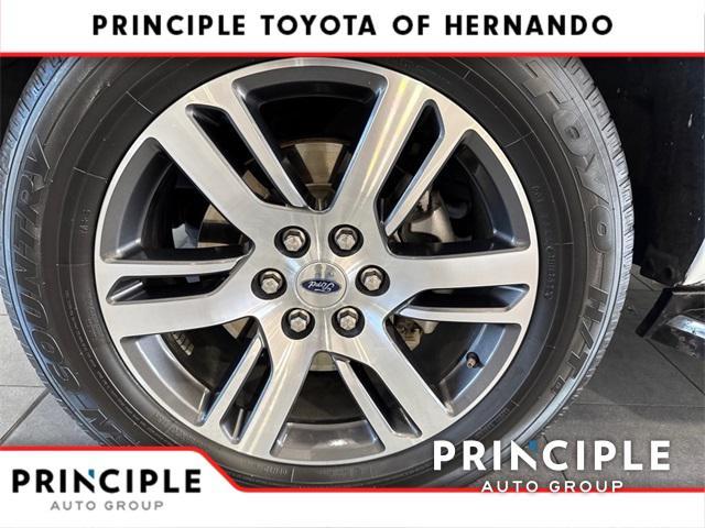 used 2023 Ford Expedition car, priced at $43,500