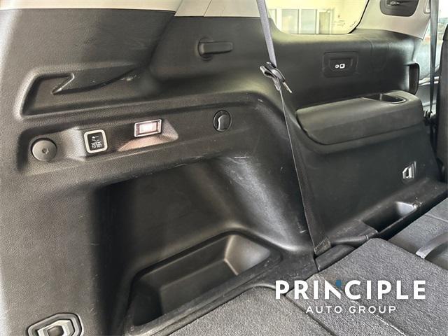 used 2023 Jeep Grand Cherokee L car, priced at $32,500