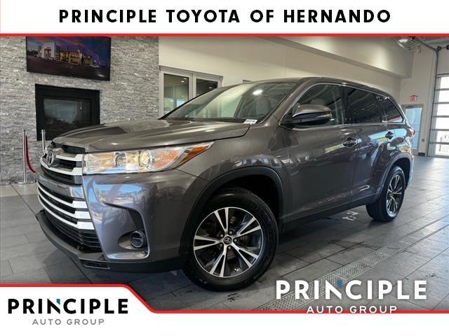 used 2019 Toyota Highlander car, priced at $17,168