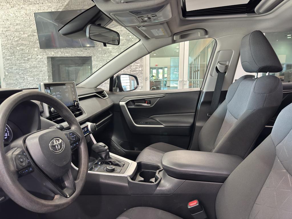 used 2021 Toyota RAV4 Hybrid car, priced at $24,934